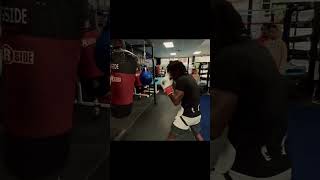 #boxer #boxing #boxinghype #boxingworkout #boxingtraining #bagwork #viralshorts