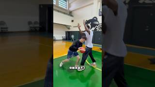 今天挑戰大隻的 #蛋塔eggta #威廉斯 #雲豹 #籃球 #踢館