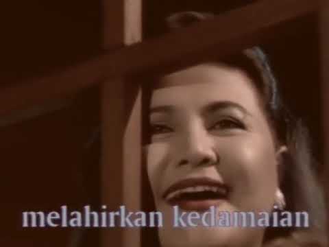 Emilia Contessa - Symphony Yang Indah