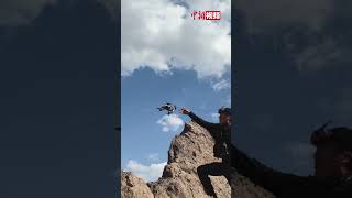 高速起飞 精准爆破 第一视角看无人机“练功”现场超燃